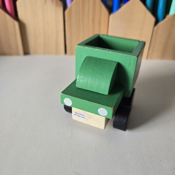 Wooden Devrian Global Industries Recycle Truck Garbage Toy Green Tilts 3in City - Picture 2 of 15